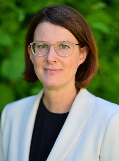 Fachberater für Unternehmensnachfolge - Birgit Romeiß-Geuting - Rechtsanwältin und Notarin